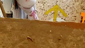 grab this bitch's leggings wide open when she bends over 👅🍑