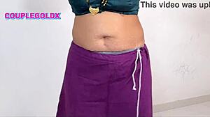 Soft road girl offers sex for just 500 rupees