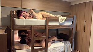 nada como dividir uma rola grande with this sexy latina in lingerie