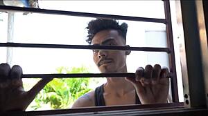 इंडियन भाभी ने 18 साल के लड़के को बहकाया पैशनेट क्रीमपाई चुदाई फैंटसी के लिए