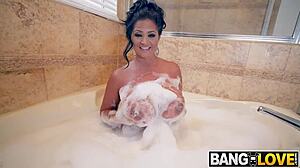 Milf Kailani Kai grabs creampie control!