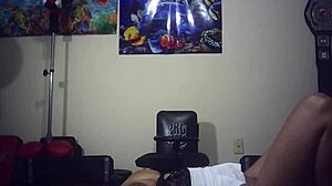 italian machine pounds glasses pussy backstage