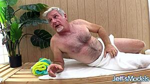 hey curvy remi ferdinand, wanna sauna fuck that fat hairy pussy?