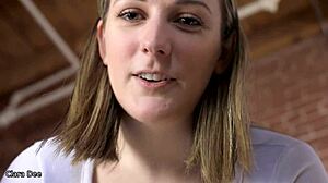 मेरा स्ट्रैप-ऑन तेरे छोटे 18+ लंड से बड़ा, क्लारा डी तुझे पेग करती POV