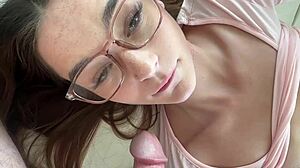 TEEN 18+ STEPSIS DELLA CATE LEARNS SEX FROM STEPBRO CREAMPIE!!