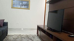 hey technician come fix my tv while i tease in short shorts