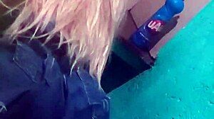 que delicia de loirinha sex toy anal orgasm outdoor