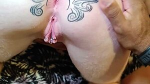 想看辣妻闺蜜美味3P吗