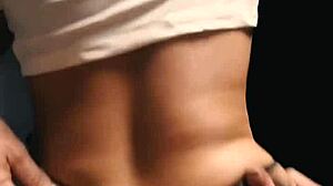 o corno trouxe a namorada dele pra mim foder aqui em casa uau