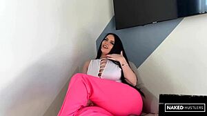 big booty florida housewife vlogger sucks bbc live youtube stream turns hardcore fuck