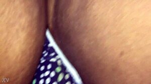 s' gf kia so tight i cant resist her tattooed body massage!