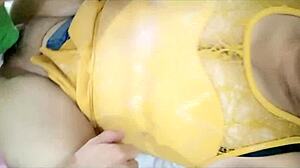 सौतेली मां ने होटल में लंड चूसा फिर जोरदार सवारी की