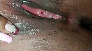 quieres ver como le lleno el culo y la boca de leche a esta maestra cachonda?