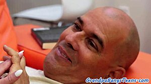 पापा और लड़की