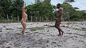 hey neighbor wanna BATENDO BOLA no capinho lose tight CUSINHO?