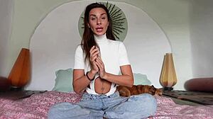 Roxy fox demos foreskin vs circumcised penis up close