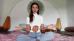 Roxy fox demos foreskin vs circumcised penis up close