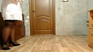 Nurse In Stockings Pisses Just For You In Hospital Fetish