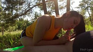 हमारा पिकनिक BTS देखना है? रसीली आउटडोर बजेगी क्विकी उसके गांड पर भारी कमशॉट के साथ खत्म