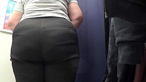 voyeur cam spies curvy milf big ass satin panties changing