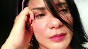 wanna see this big ass brunette masturbate pussy outdoor public after bus rage??