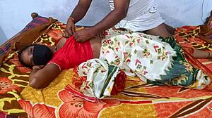 योरानीथा इंडियन गांव वाली बीवी फुटजॉब चूत चाट चूचे चुदाई होममेड