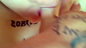 damn this hairy foot fetish babe's toes got me weak 😍 licking sucking her soft soles