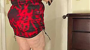 Chubby Hijab BBW Twerks Juicy Fat Ass In Miniskirt High Heels