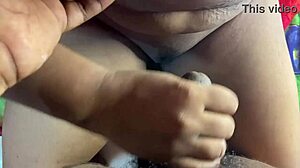 Bhabhi Fingers And Squirts In Viral MMS Sex Video