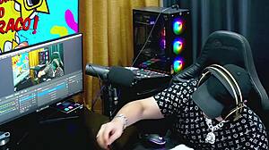 Did Ruan handcuff Pri Melancia and grab her pussy?