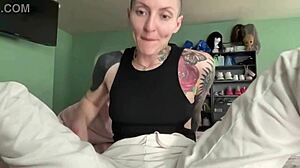 no panties today, worship my bare feet and pussy