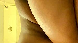 Shaved trimmed pussy lips begging for your gaze