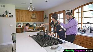 Old man bangs stepdaughter while wife cooks!