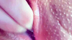 BIG CLIT PUSSY FINGERS PENETRATE MY WET VAGINA CLOSE UP ORGASM